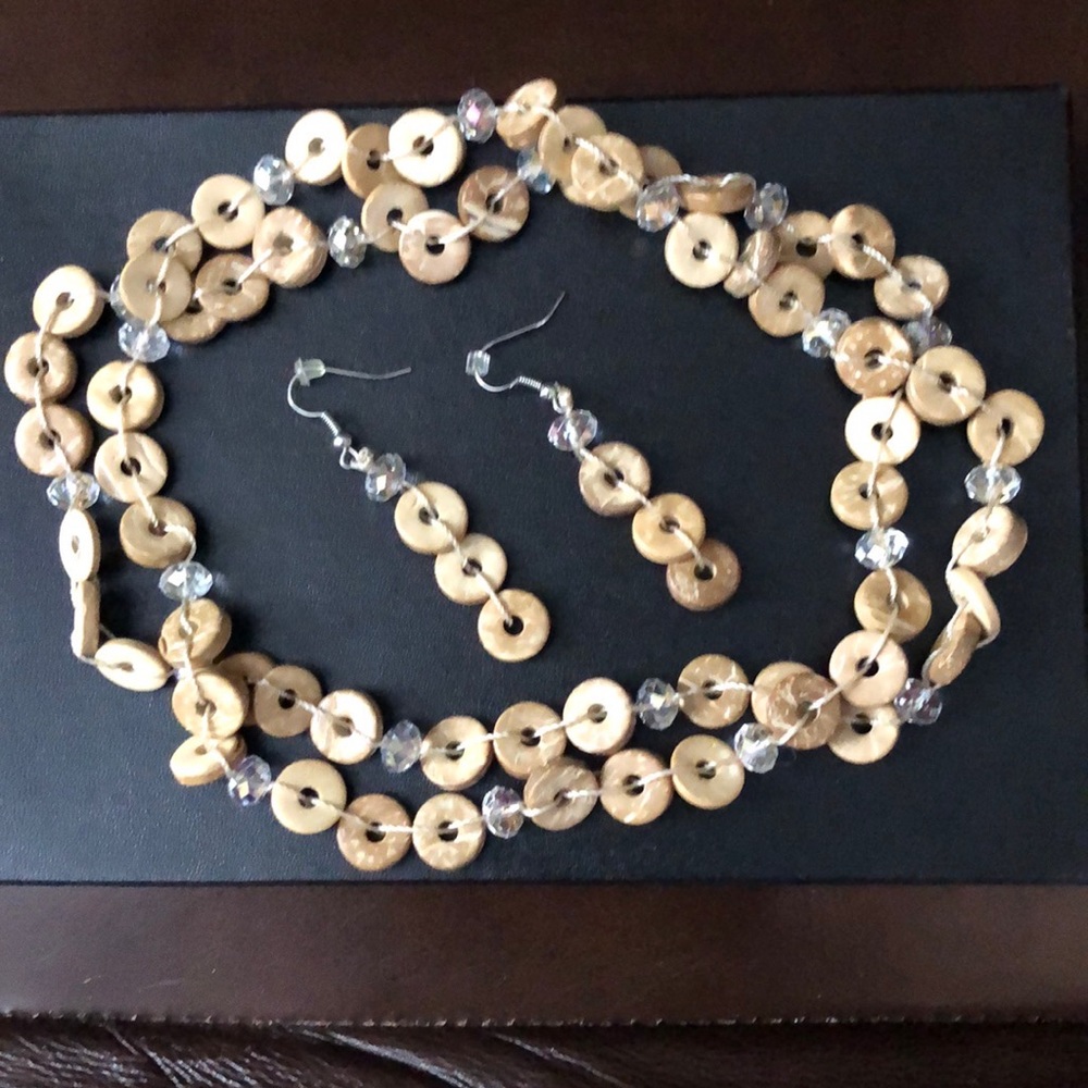 Neutral tone stone and iridescent bead necklace